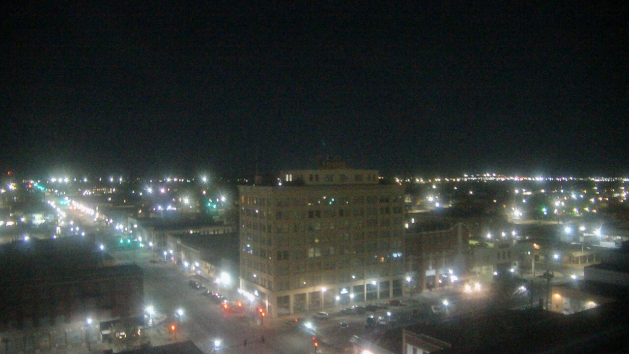 Thumbnail for current weather camera view from First National Bank-Hutchinson in Hutchinson, Kansas