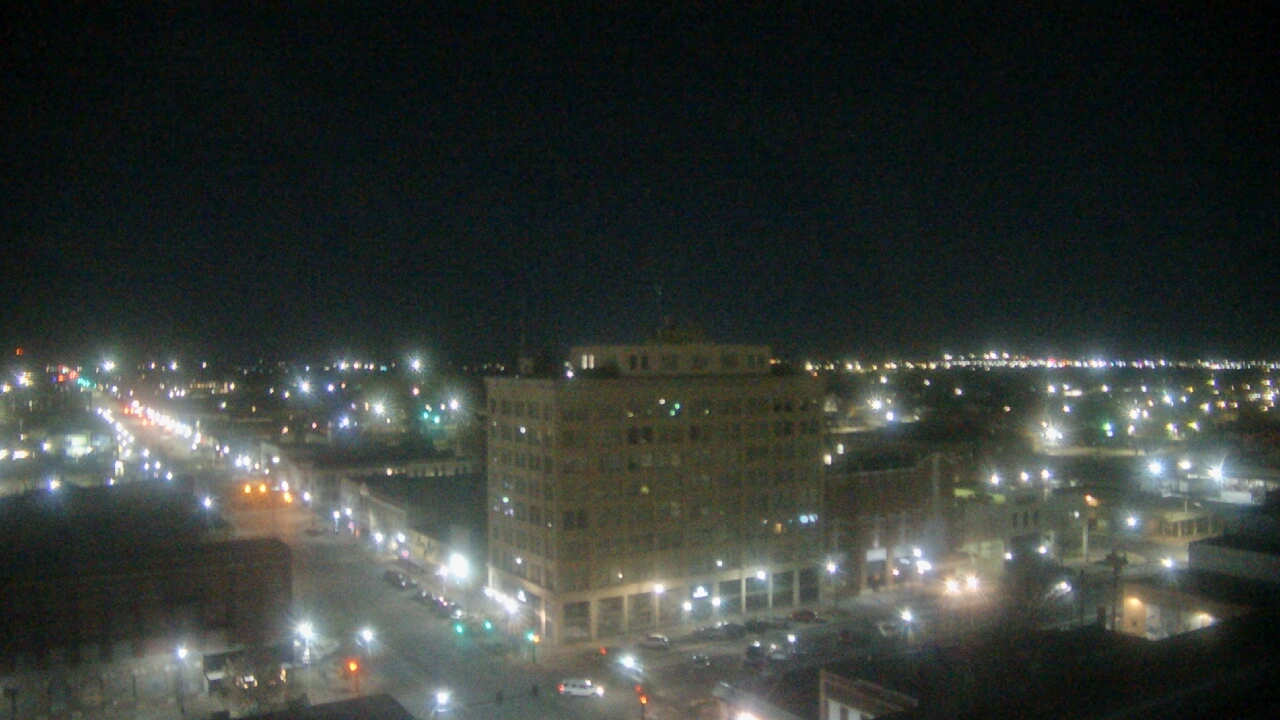 Thumbnail for current weather camera view from First National Bank-Hutchinson in Hutchinson, Kansas