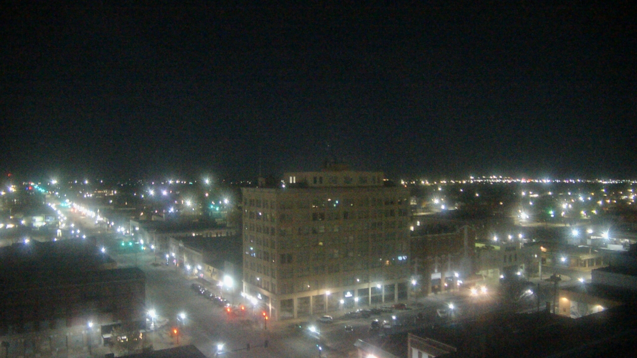 Thumbnail for current weather camera view from First National Bank-Hutchinson in Hutchinson, Kansas
