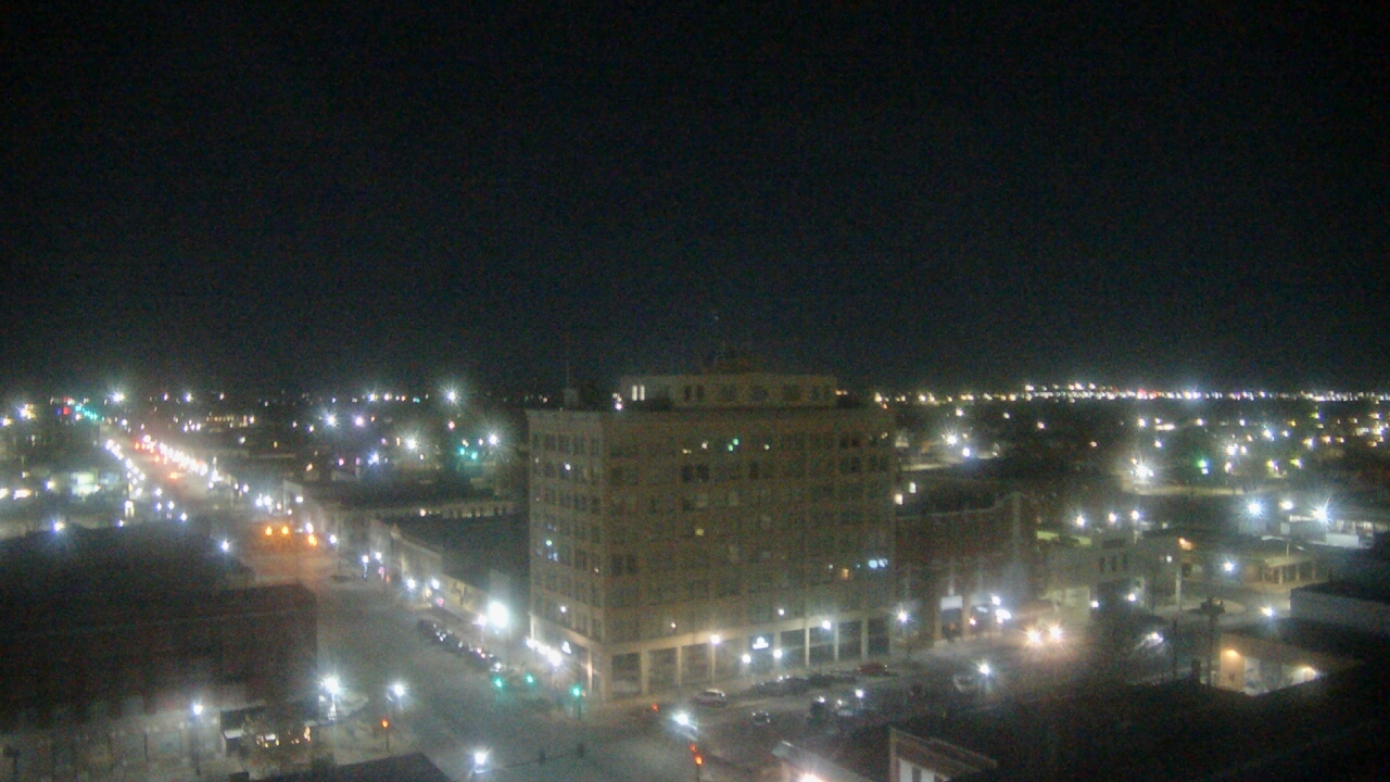Thumbnail for current weather camera view from First National Bank-Hutchinson in Hutchinson, Kansas