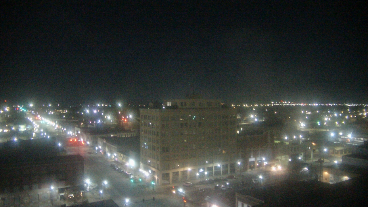 Thumbnail for current weather camera view from First National Bank-Hutchinson in Hutchinson, Kansas