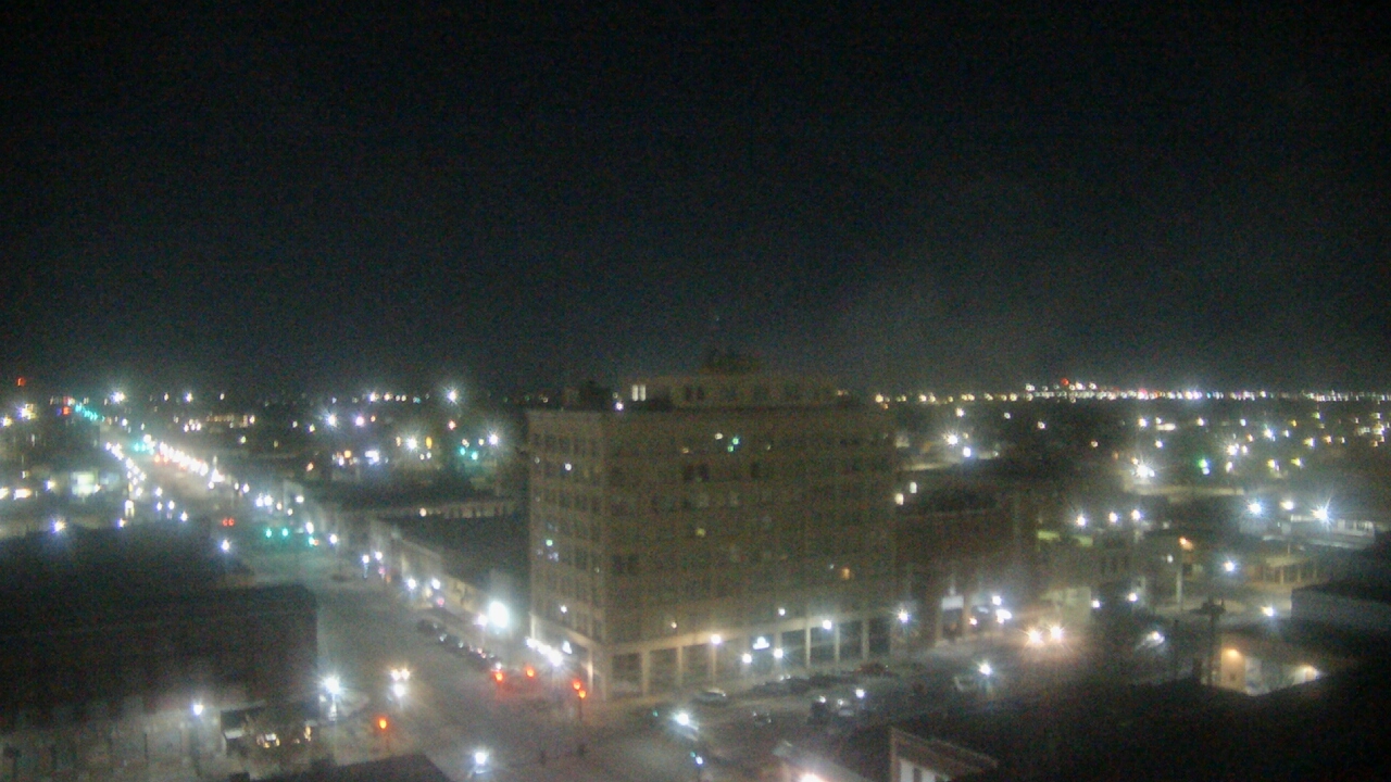 Thumbnail for current weather camera view from First National Bank-Hutchinson in Hutchinson, Kansas