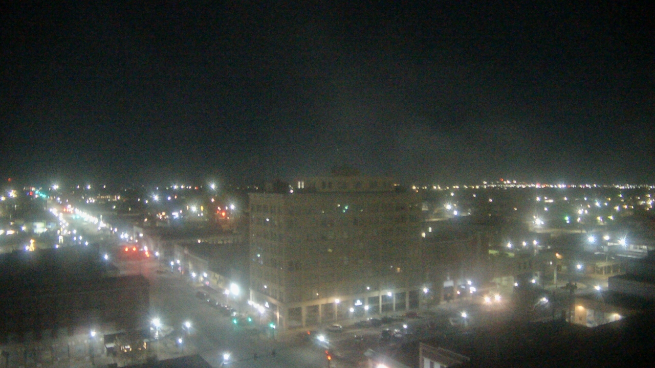 Thumbnail for current weather camera view from First National Bank-Hutchinson in Hutchinson, Kansas