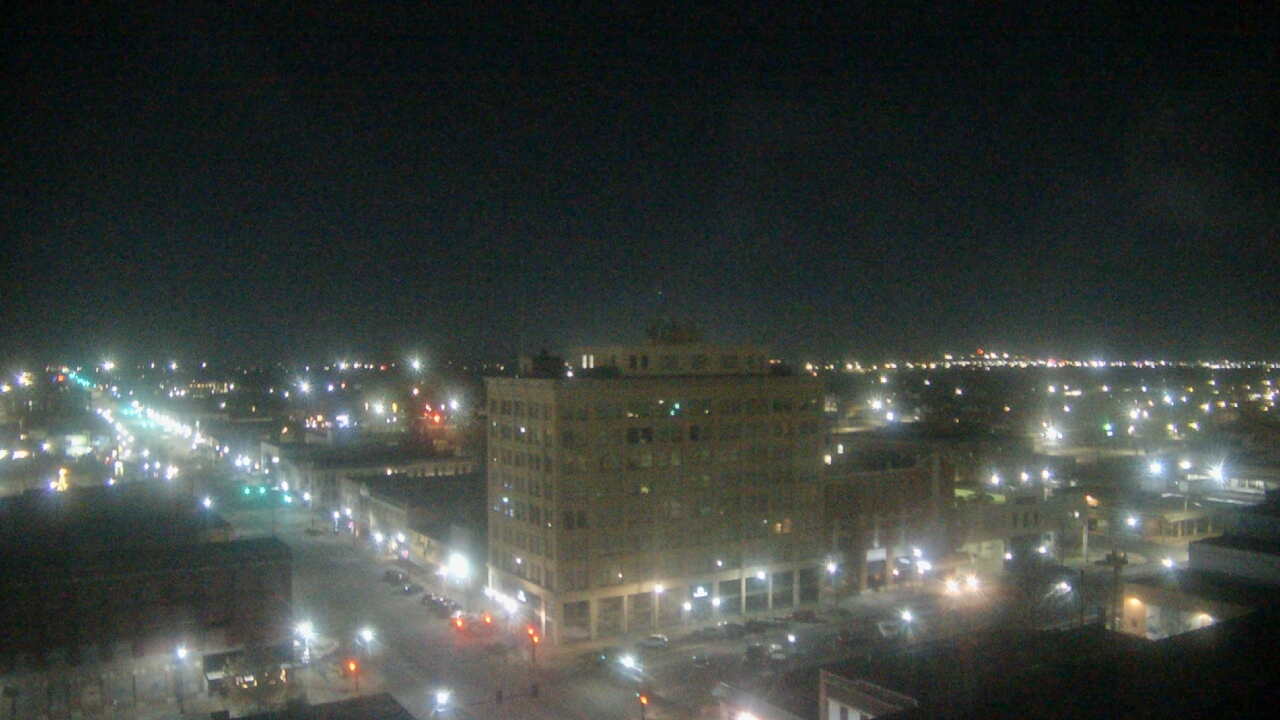 Thumbnail for current weather camera view from First National Bank-Hutchinson in Hutchinson, Kansas