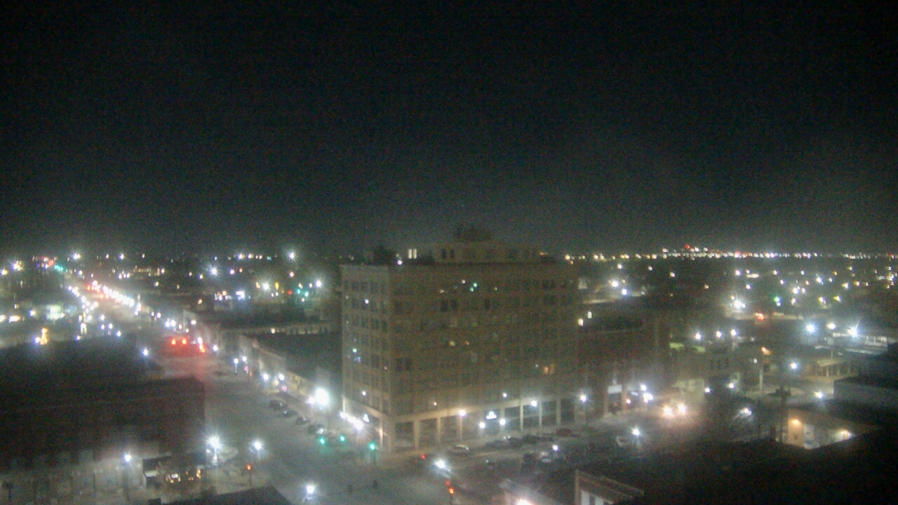 Thumbnail for current weather camera view from First National Bank-Hutchinson in Hutchinson, Kansas