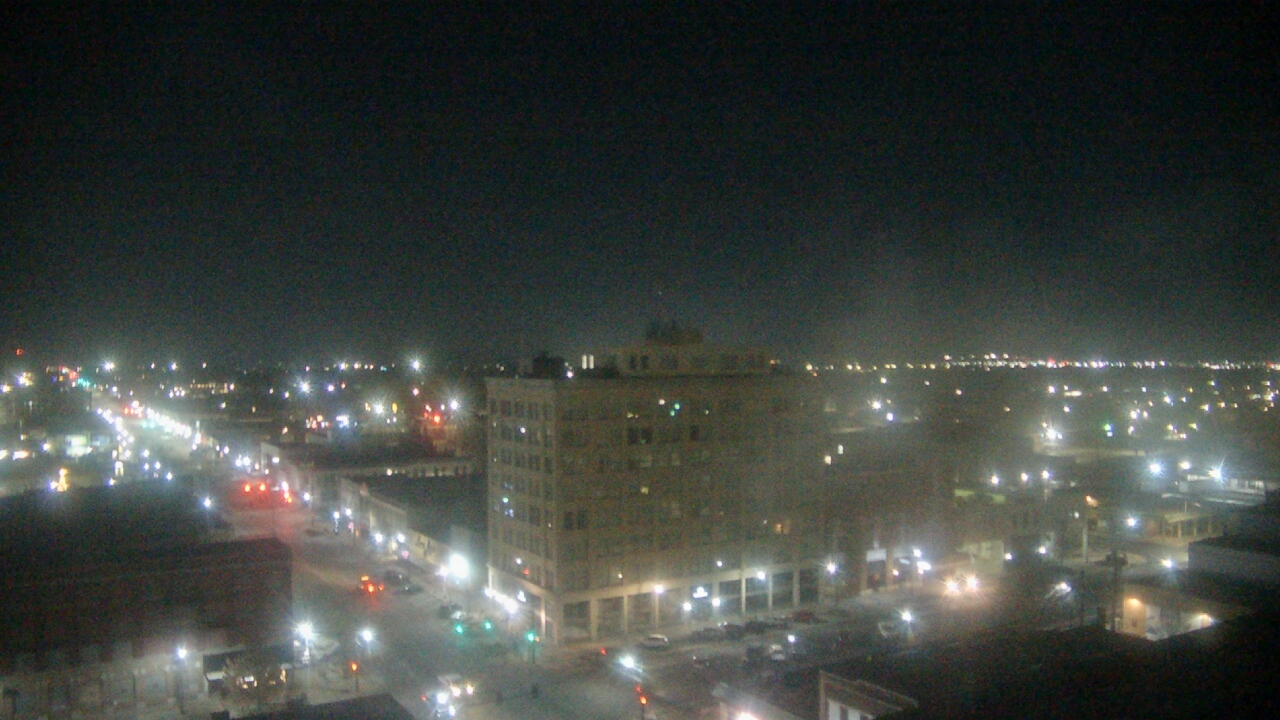 Thumbnail for current weather camera view from First National Bank-Hutchinson in Hutchinson, Kansas