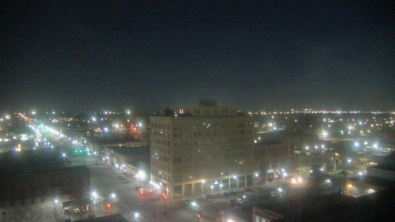 Thumbnail for current weather camera view from First National Bank-Hutchinson in Hutchinson, Kansas