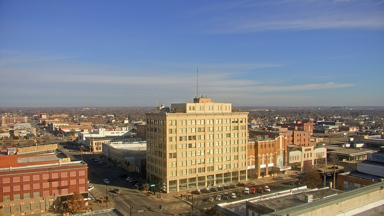 Thumbnail for current weather camera view from First National Bank-Hutchinson in Hutchinson, Kansas
