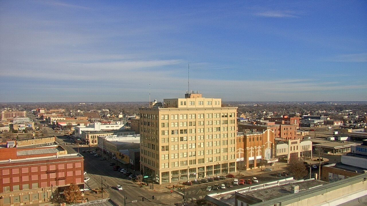 Thumbnail for current weather camera view from First National Bank-Hutchinson in Hutchinson, Kansas