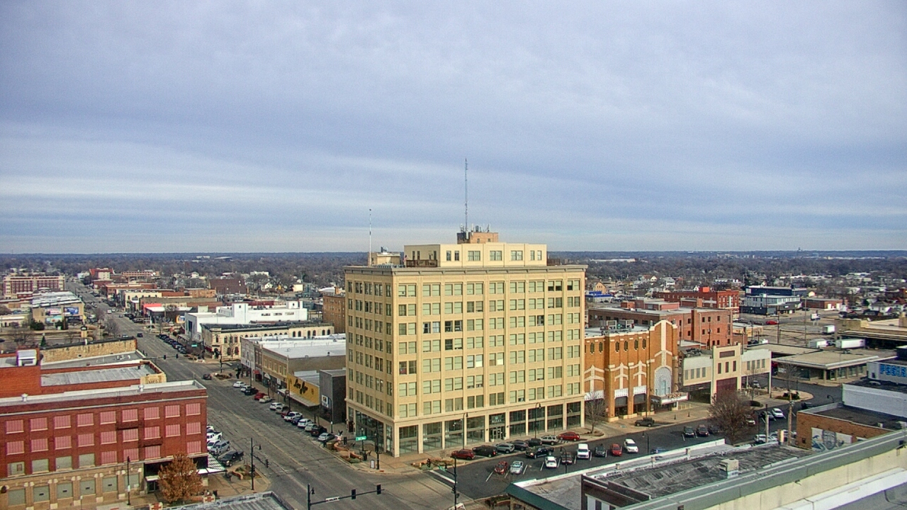 Thumbnail for current weather camera view from First National Bank-Hutchinson in Hutchinson, Kansas