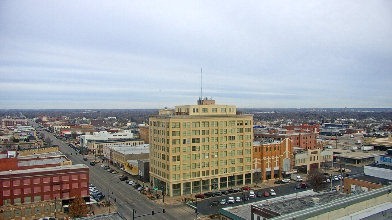 Thumbnail for current weather camera view from First National Bank-Hutchinson in Hutchinson, Kansas