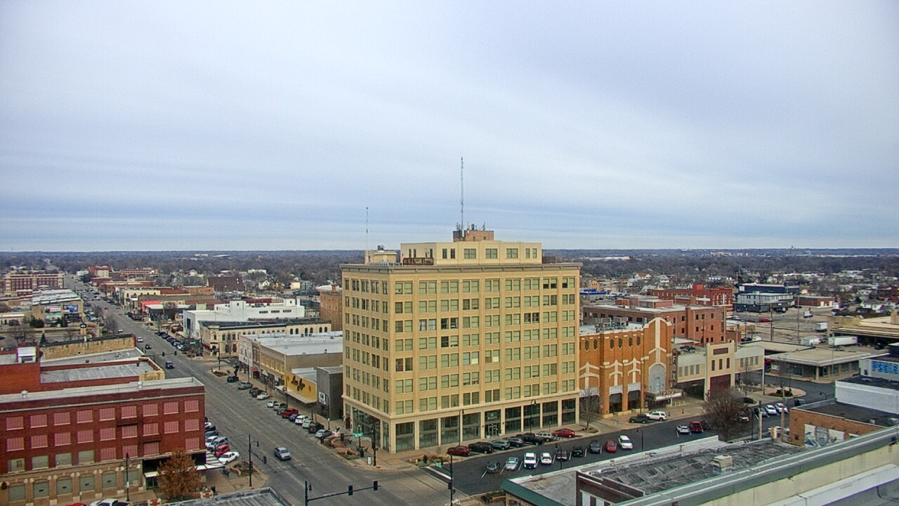 Thumbnail for current weather camera view from First National Bank-Hutchinson in Hutchinson, Kansas