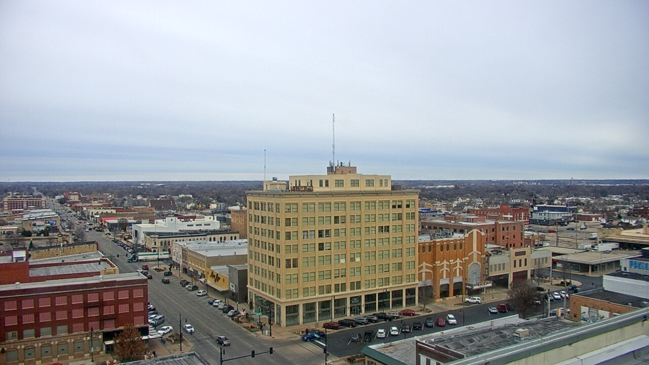 Thumbnail for current weather camera view from First National Bank-Hutchinson in Hutchinson, Kansas