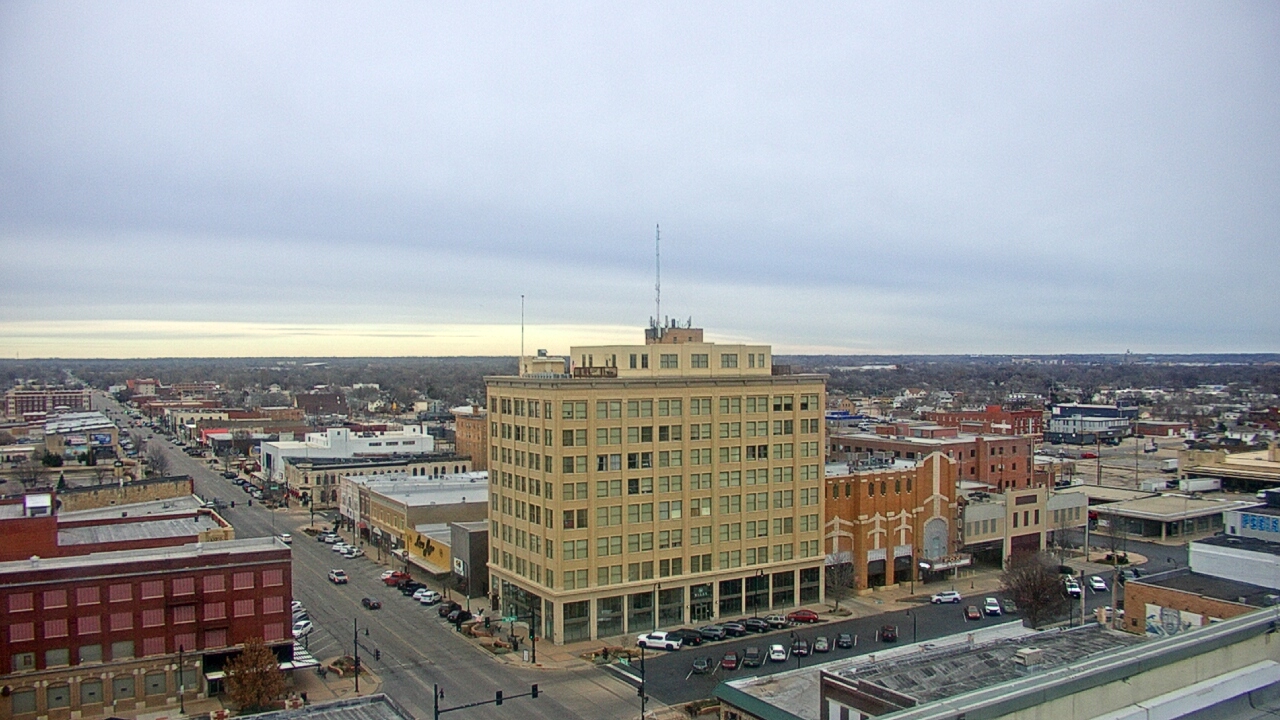 Thumbnail for current weather camera view from First National Bank-Hutchinson in Hutchinson, Kansas