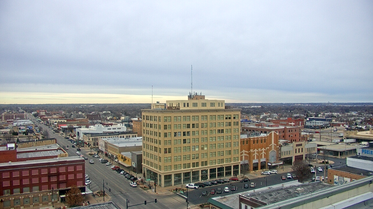 Thumbnail for current weather camera view from First National Bank-Hutchinson in Hutchinson, Kansas