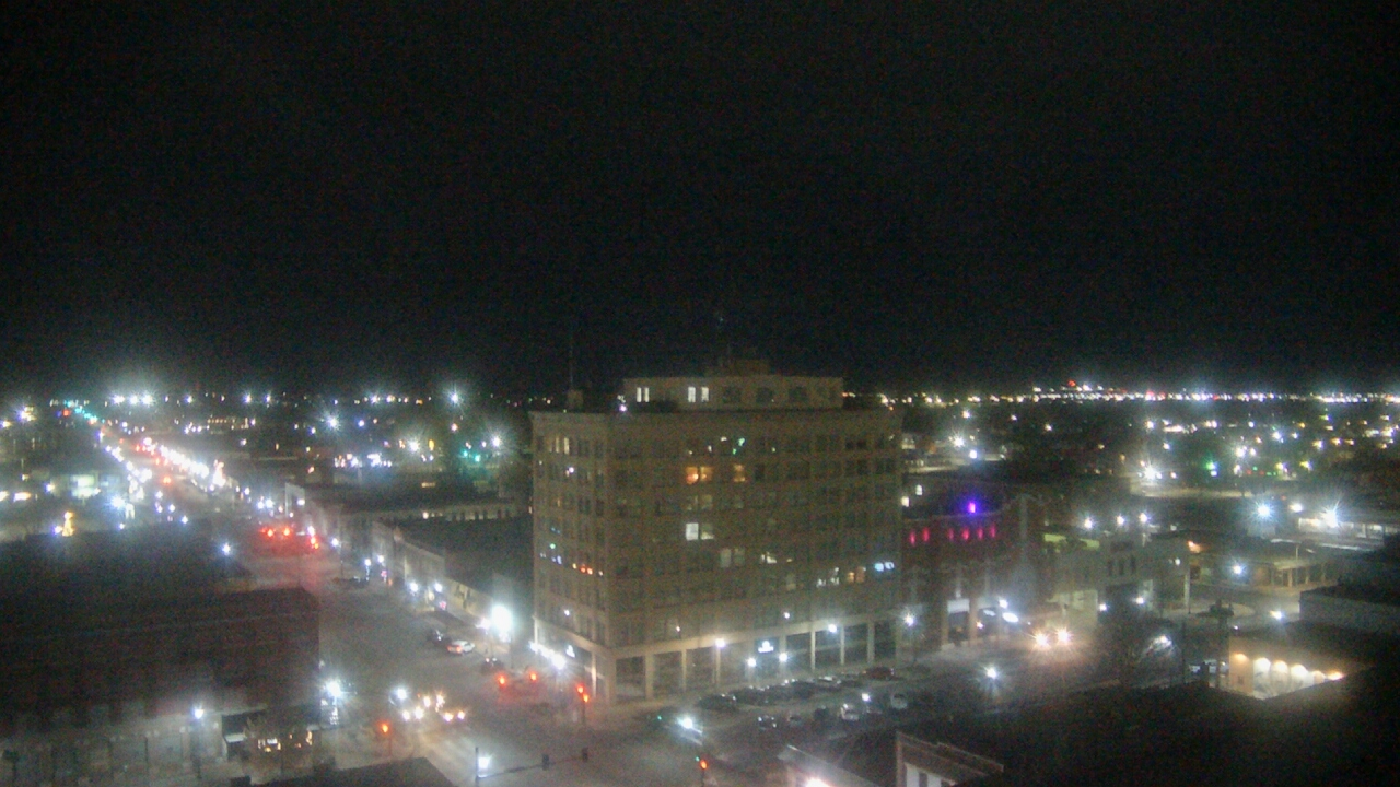 Thumbnail for current weather camera view from First National Bank-Hutchinson in Hutchinson, Kansas