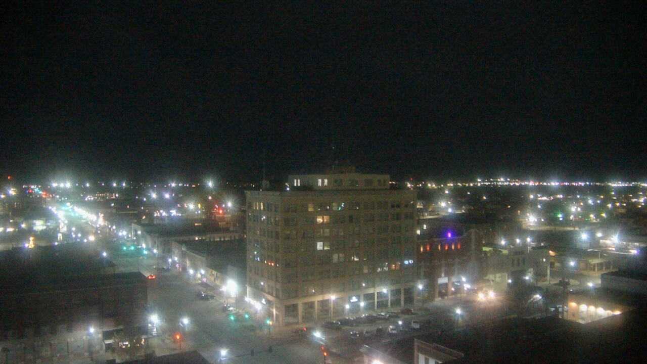 Thumbnail for current weather camera view from First National Bank-Hutchinson in Hutchinson, Kansas
