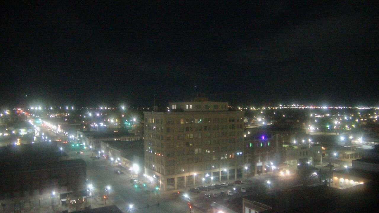 Thumbnail for current weather camera view from First National Bank-Hutchinson in Hutchinson, Kansas