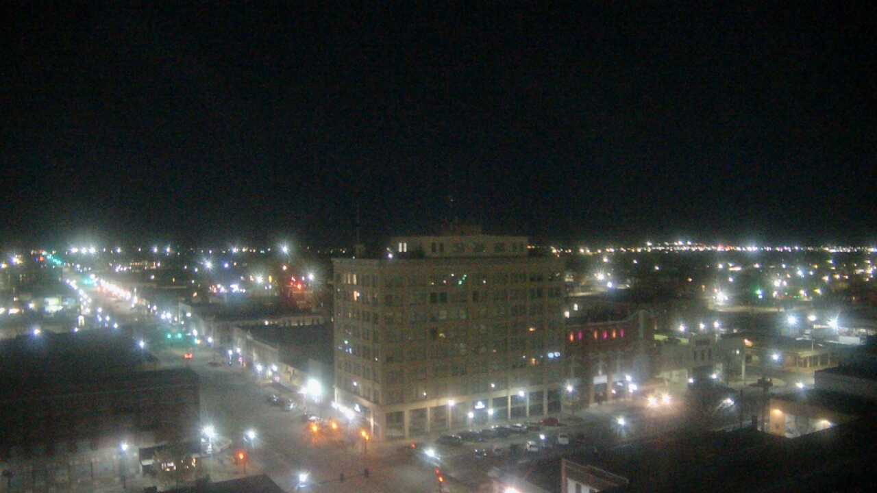 Thumbnail for current weather camera view from First National Bank-Hutchinson in Hutchinson, Kansas