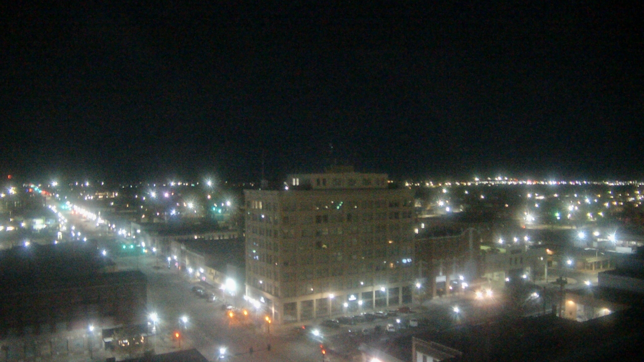 Thumbnail for current weather camera view from First National Bank-Hutchinson in Hutchinson, Kansas