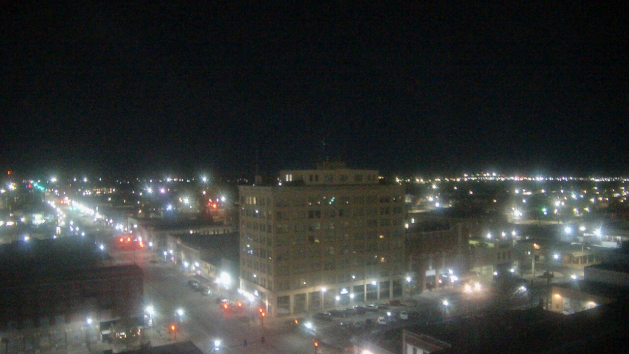 Thumbnail for current weather camera view from First National Bank-Hutchinson in Hutchinson, Kansas