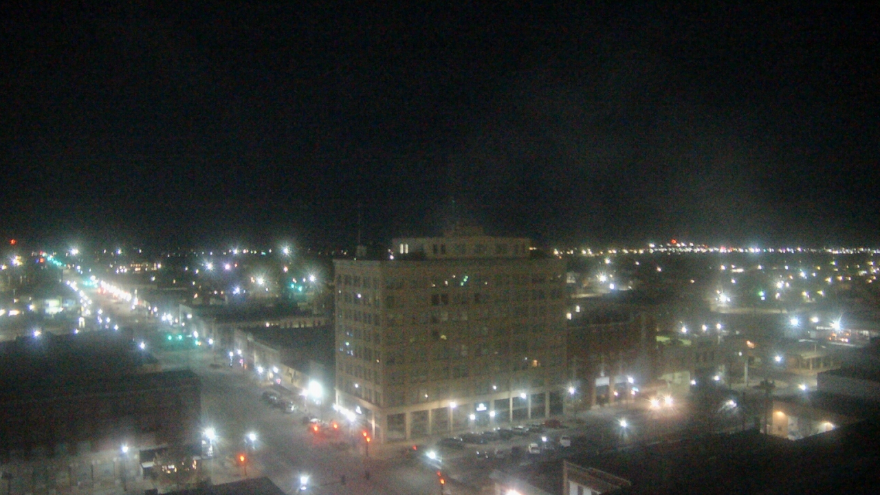 Thumbnail for current weather camera view from First National Bank-Hutchinson in Hutchinson, Kansas