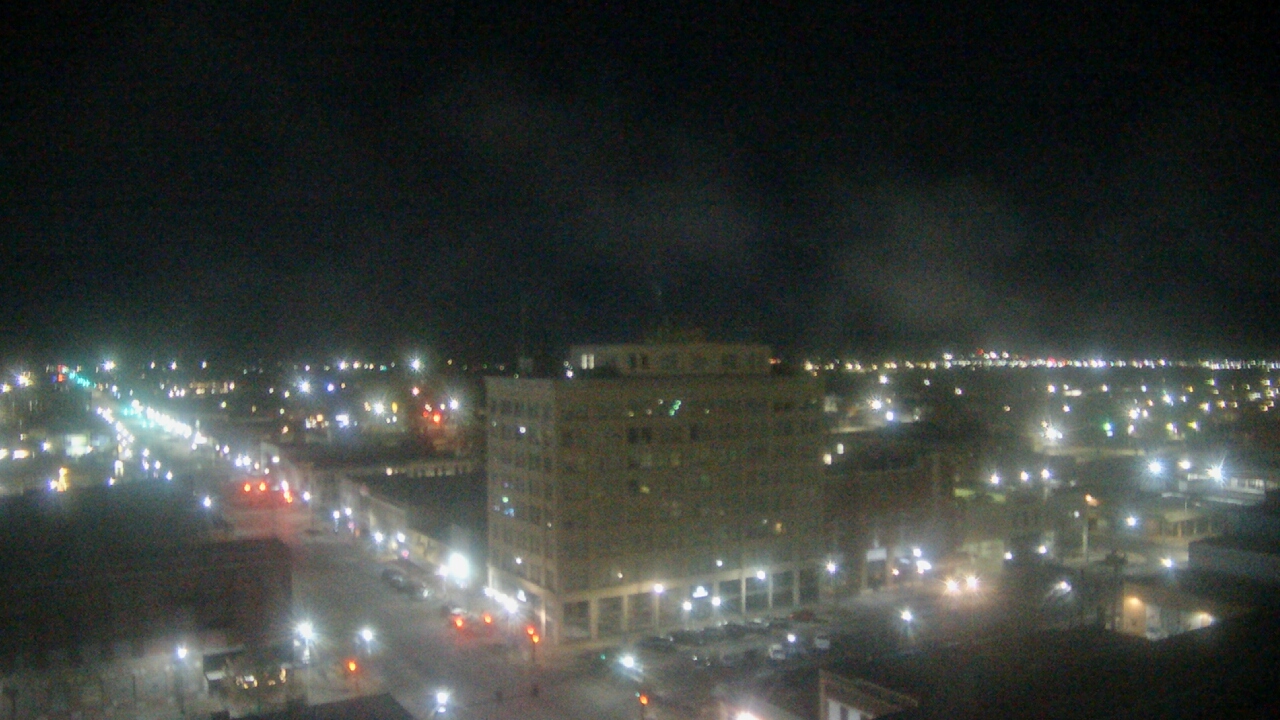 Thumbnail for current weather camera view from First National Bank-Hutchinson in Hutchinson, Kansas