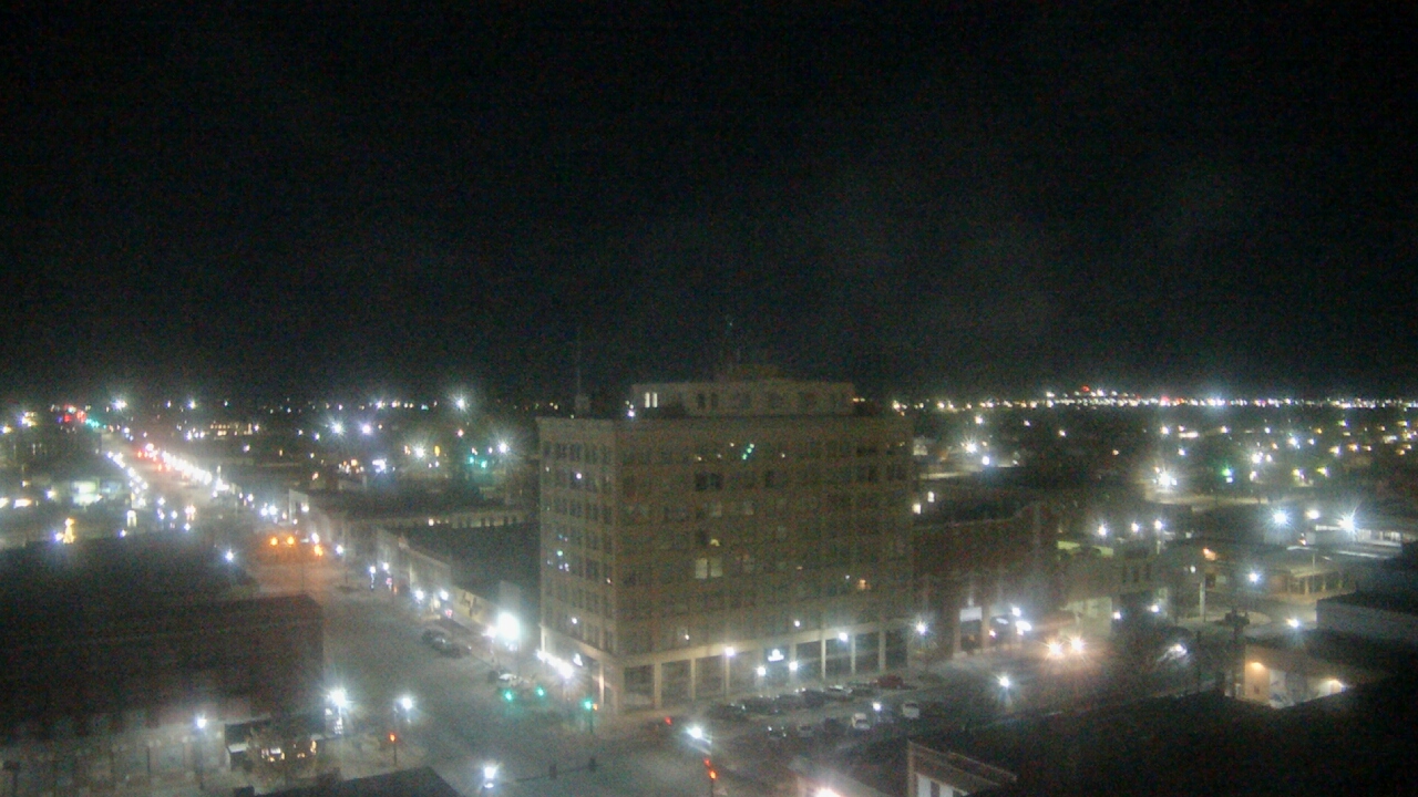 Thumbnail for current weather camera view from First National Bank-Hutchinson in Hutchinson, Kansas