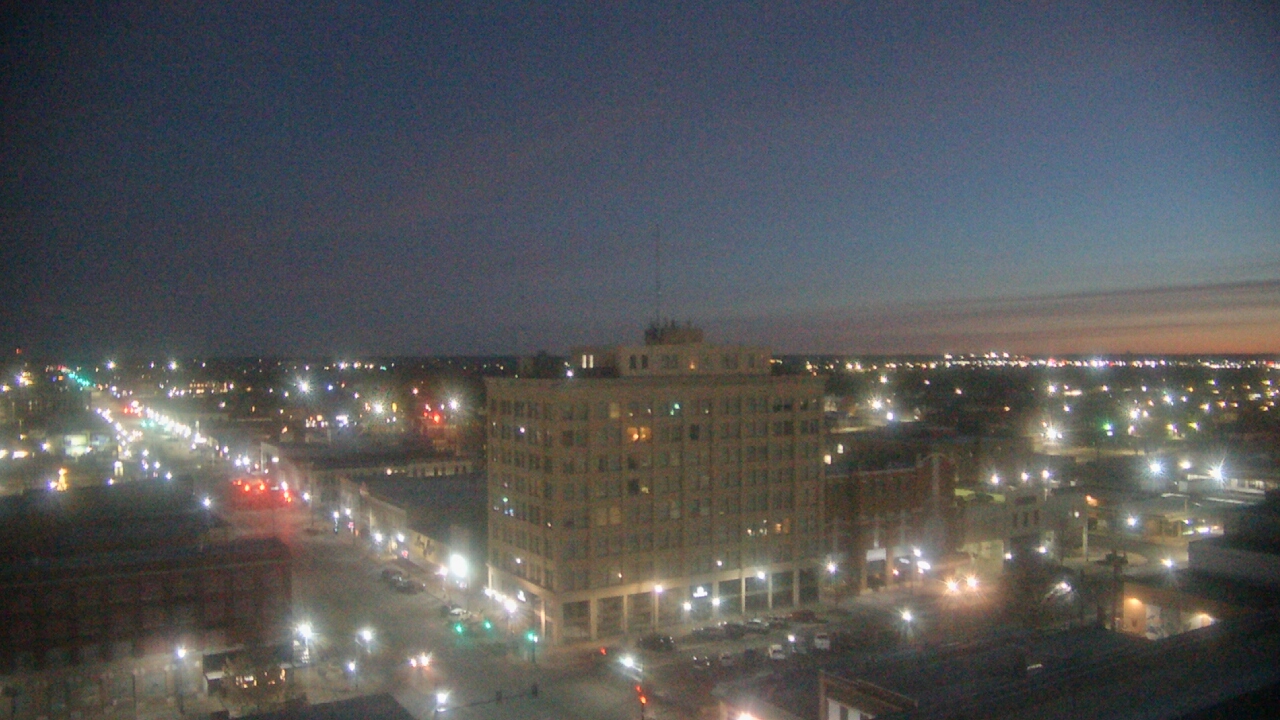 Thumbnail for current weather camera view from First National Bank-Hutchinson in Hutchinson, Kansas