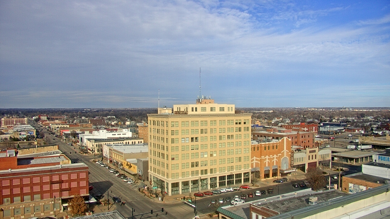 Thumbnail for current weather camera view from First National Bank-Hutchinson in Hutchinson, Kansas