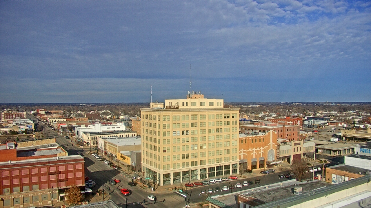 Thumbnail for current weather camera view from First National Bank-Hutchinson in Hutchinson, Kansas