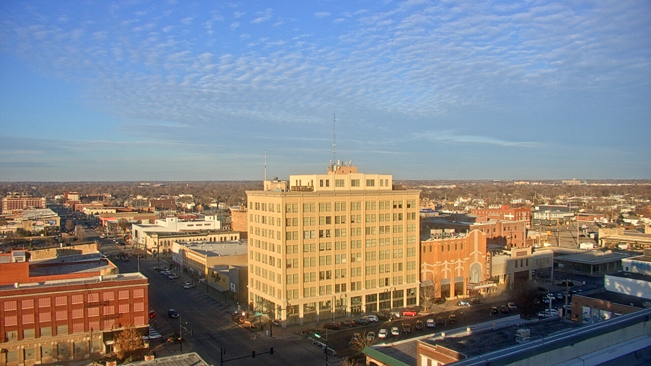 Thumbnail for current weather camera view from First National Bank-Hutchinson in Hutchinson, Kansas