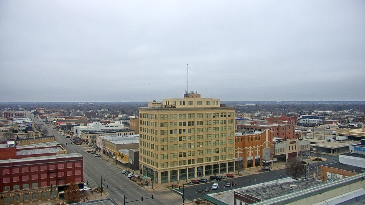 Thumbnail for current weather camera view from First National Bank-Hutchinson in Hutchinson, Kansas