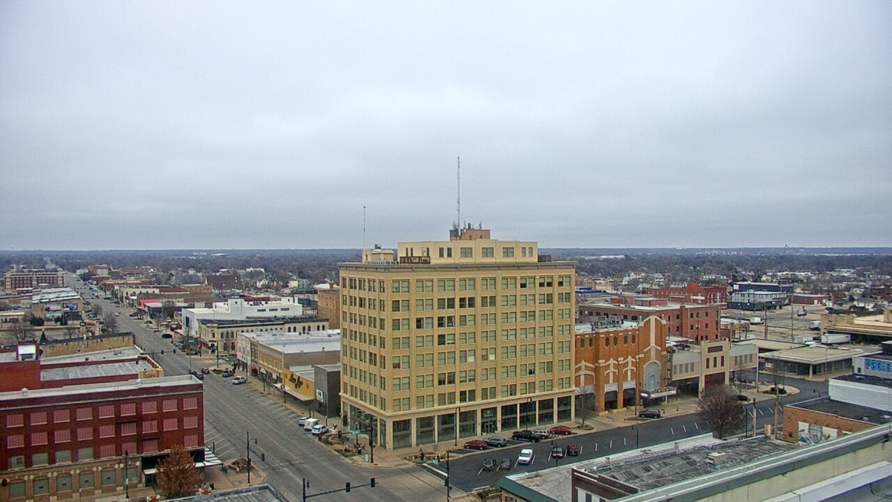 Thumbnail for current weather camera view from First National Bank-Hutchinson in Hutchinson, Kansas