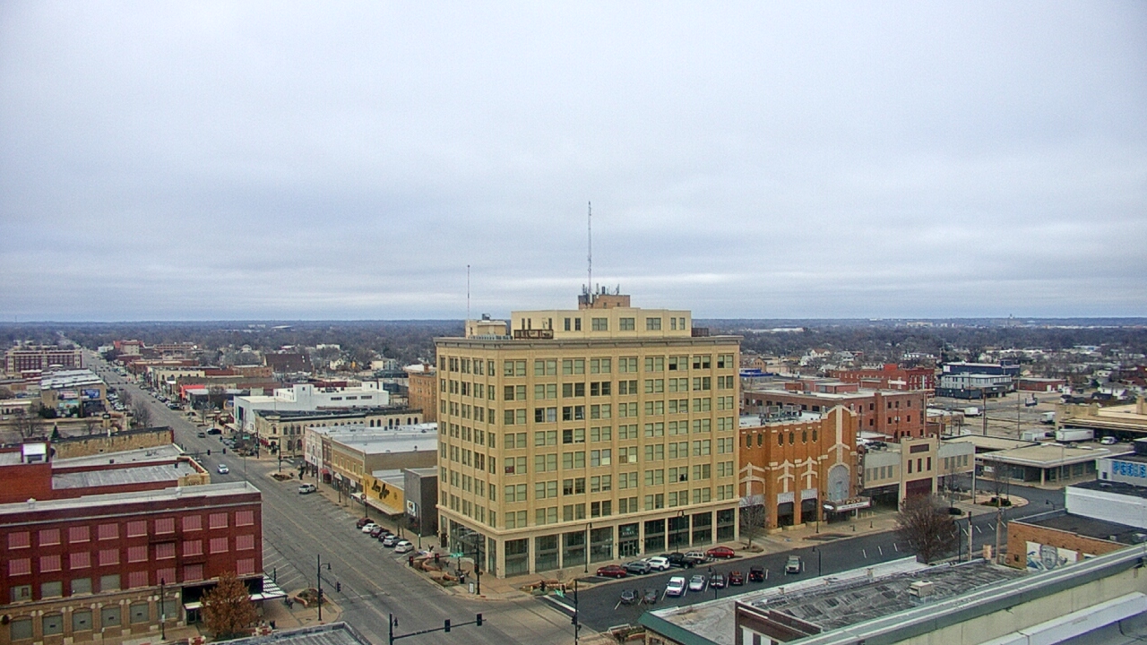 Thumbnail for current weather camera view from First National Bank-Hutchinson in Hutchinson, Kansas