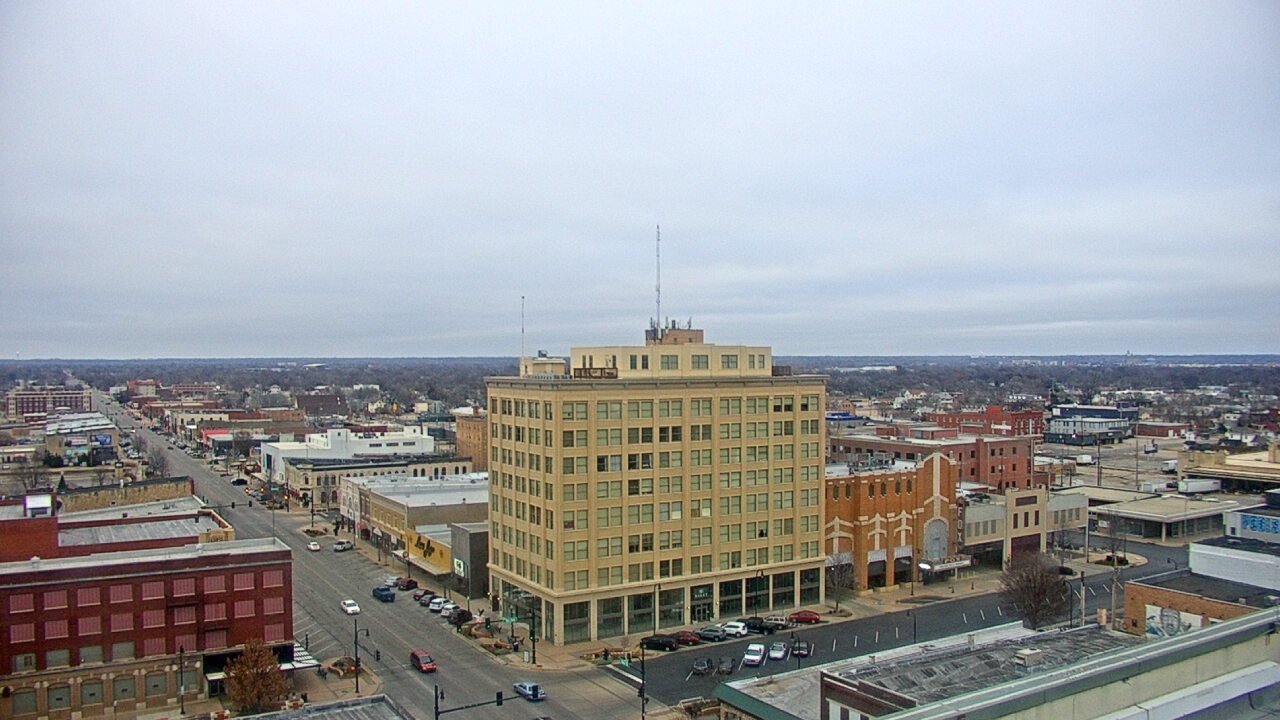 Thumbnail for current weather camera view from First National Bank-Hutchinson in Hutchinson, Kansas