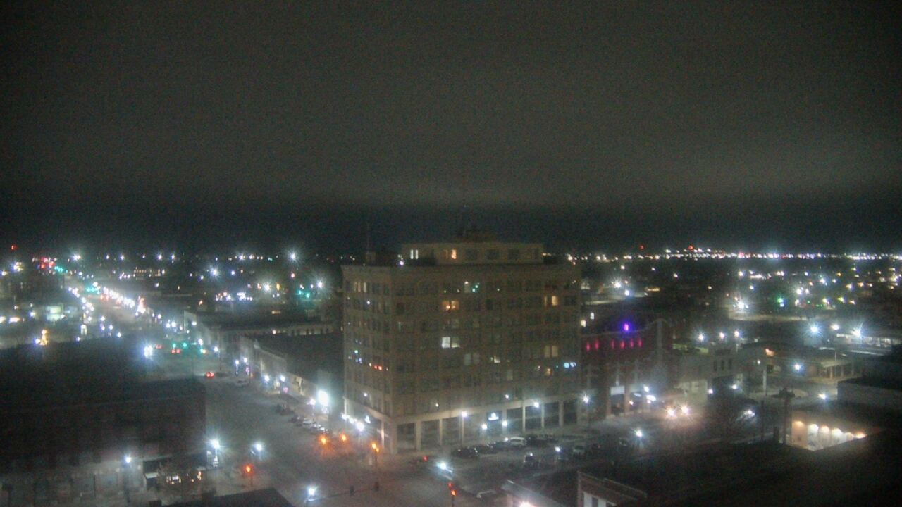Thumbnail for current weather camera view from First National Bank-Hutchinson in Hutchinson, Kansas