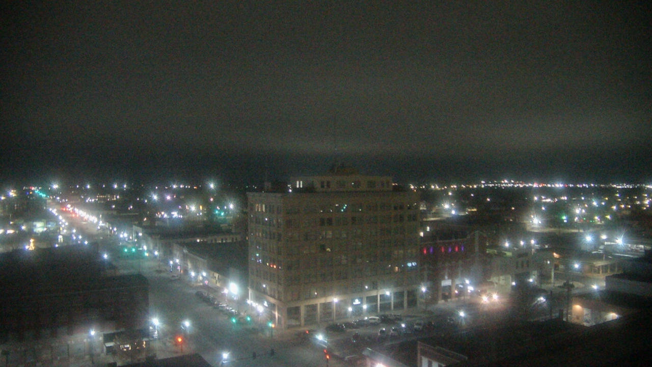 Thumbnail for current weather camera view from First National Bank-Hutchinson in Hutchinson, Kansas