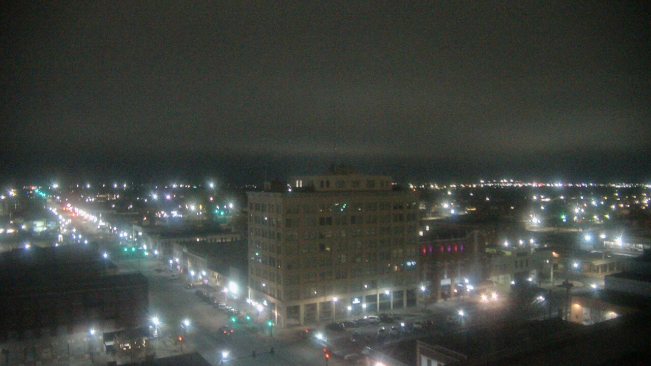 Thumbnail for current weather camera view from First National Bank-Hutchinson in Hutchinson, Kansas
