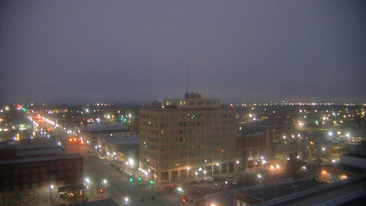 Thumbnail for current weather camera view from First National Bank-Hutchinson in Hutchinson, Kansas