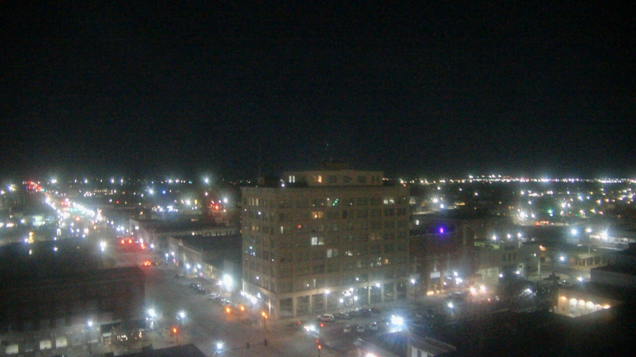 Thumbnail for current weather camera view from First National Bank-Hutchinson in Hutchinson, Kansas