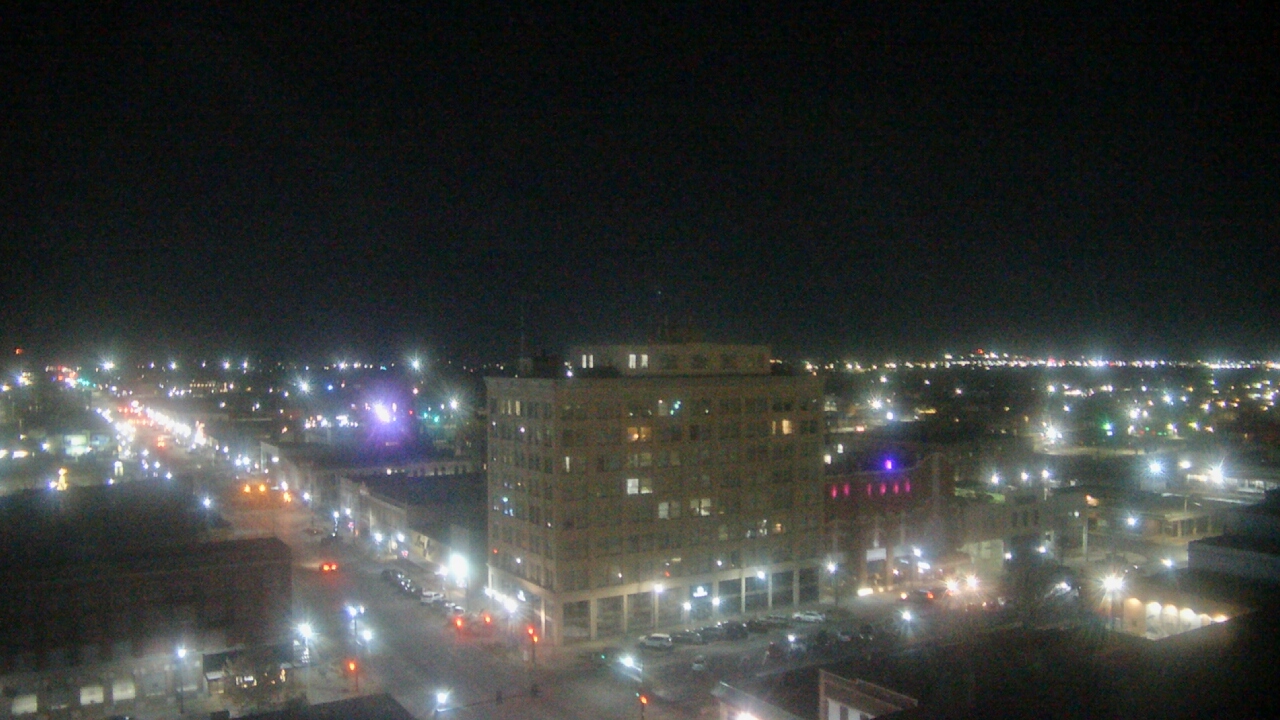 Thumbnail for current weather camera view from First National Bank-Hutchinson in Hutchinson, Kansas