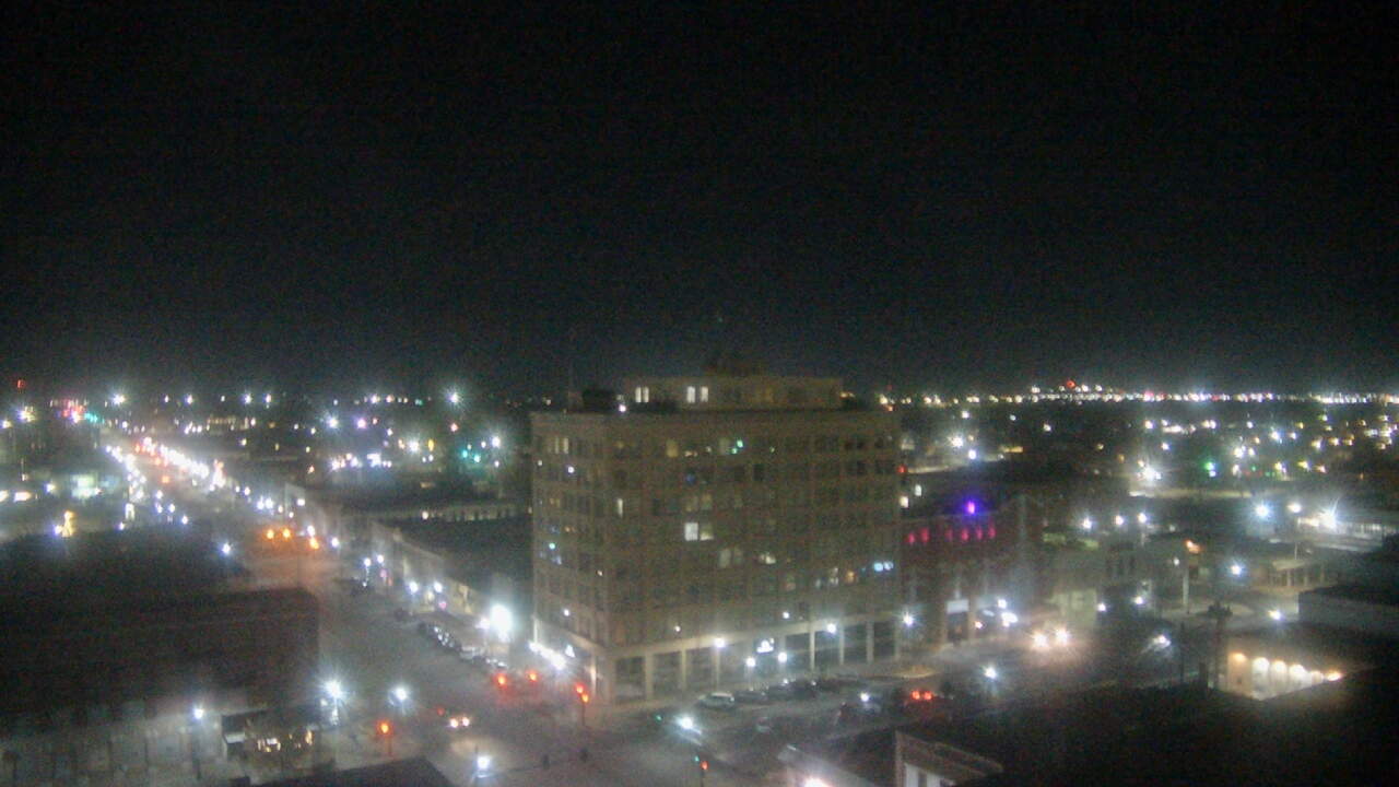 Thumbnail for current weather camera view from First National Bank-Hutchinson in Hutchinson, Kansas
