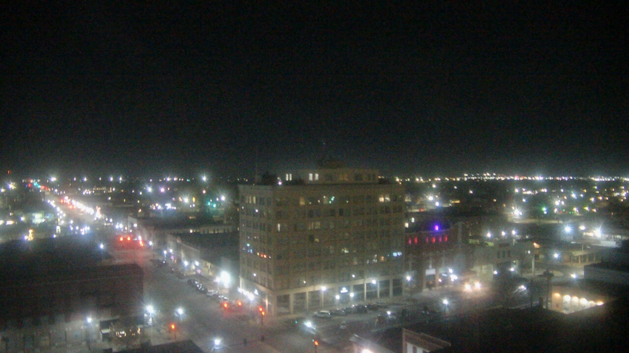 Thumbnail for current weather camera view from First National Bank-Hutchinson in Hutchinson, Kansas