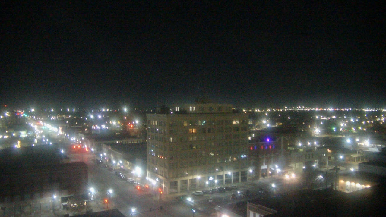 Thumbnail for current weather camera view from First National Bank-Hutchinson in Hutchinson, Kansas