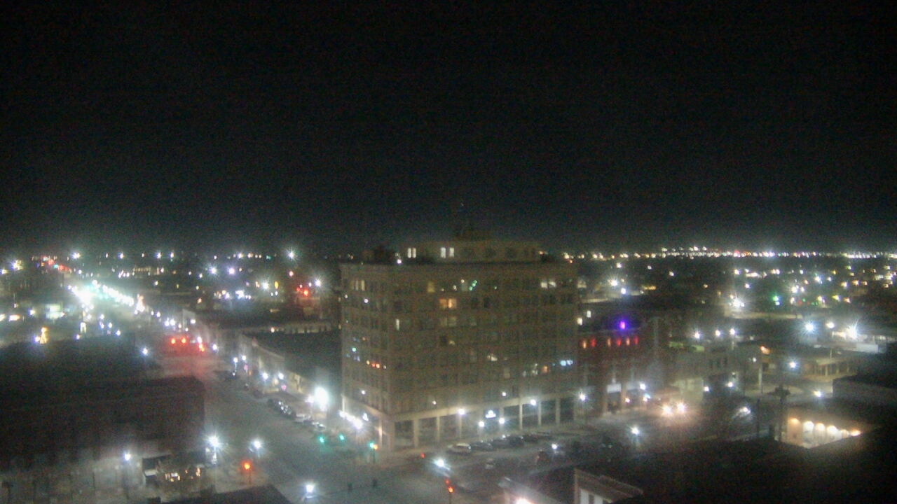 Thumbnail for current weather camera view from First National Bank-Hutchinson in Hutchinson, Kansas