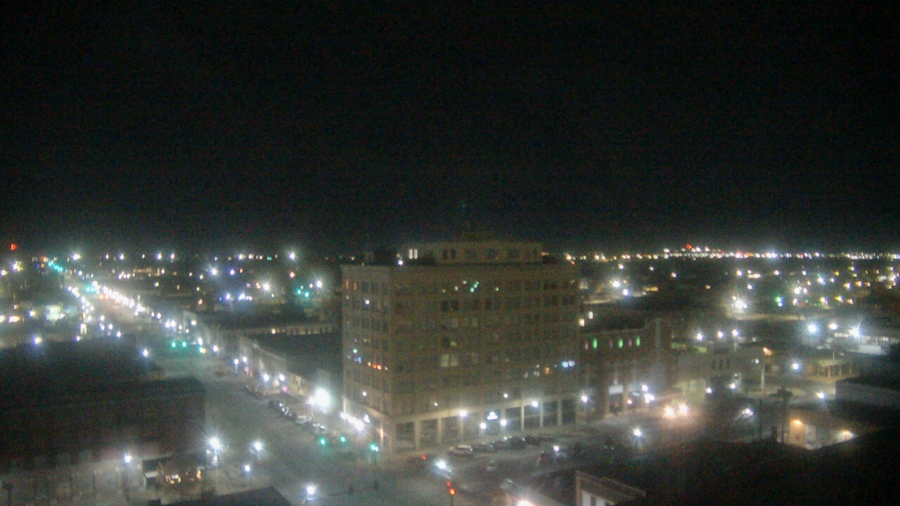 Thumbnail for current weather camera view from First National Bank-Hutchinson in Hutchinson, Kansas