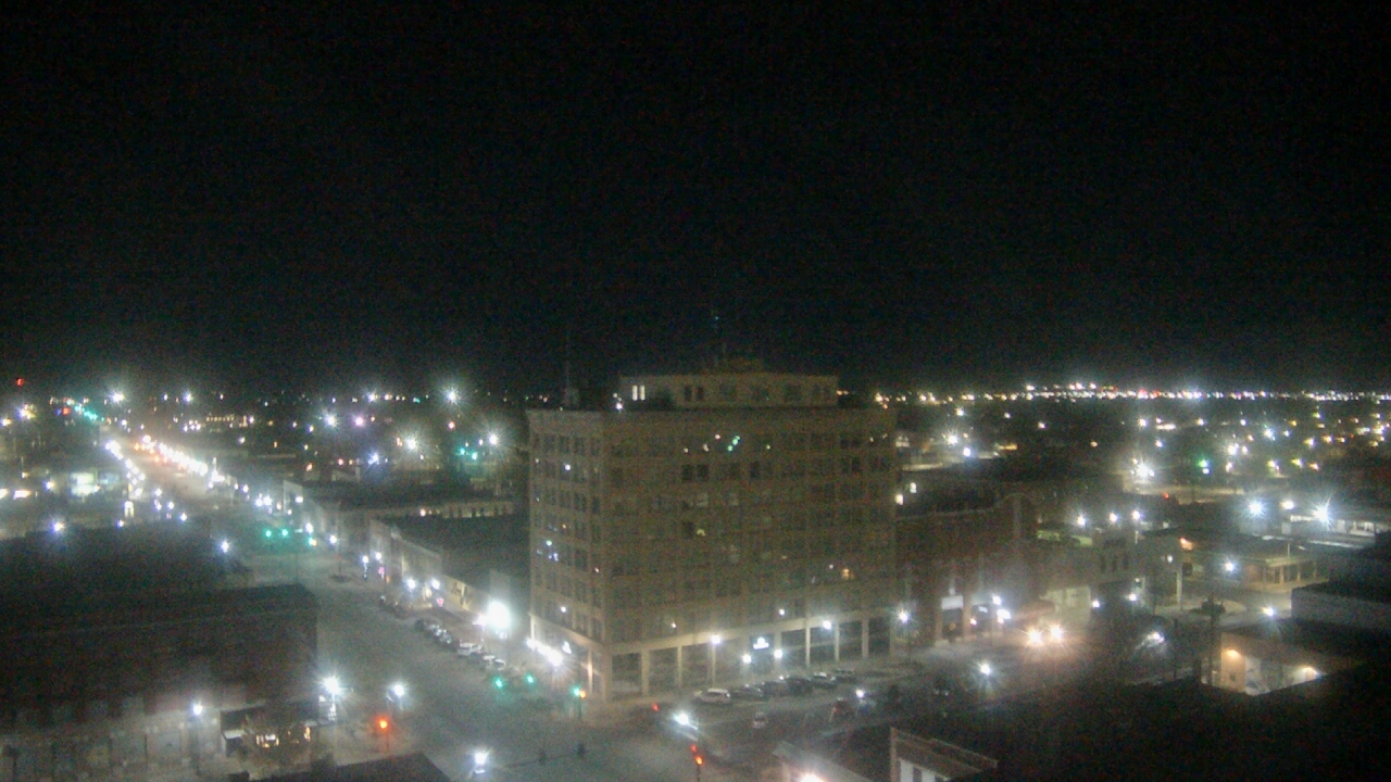 Thumbnail for current weather camera view from First National Bank-Hutchinson in Hutchinson, Kansas