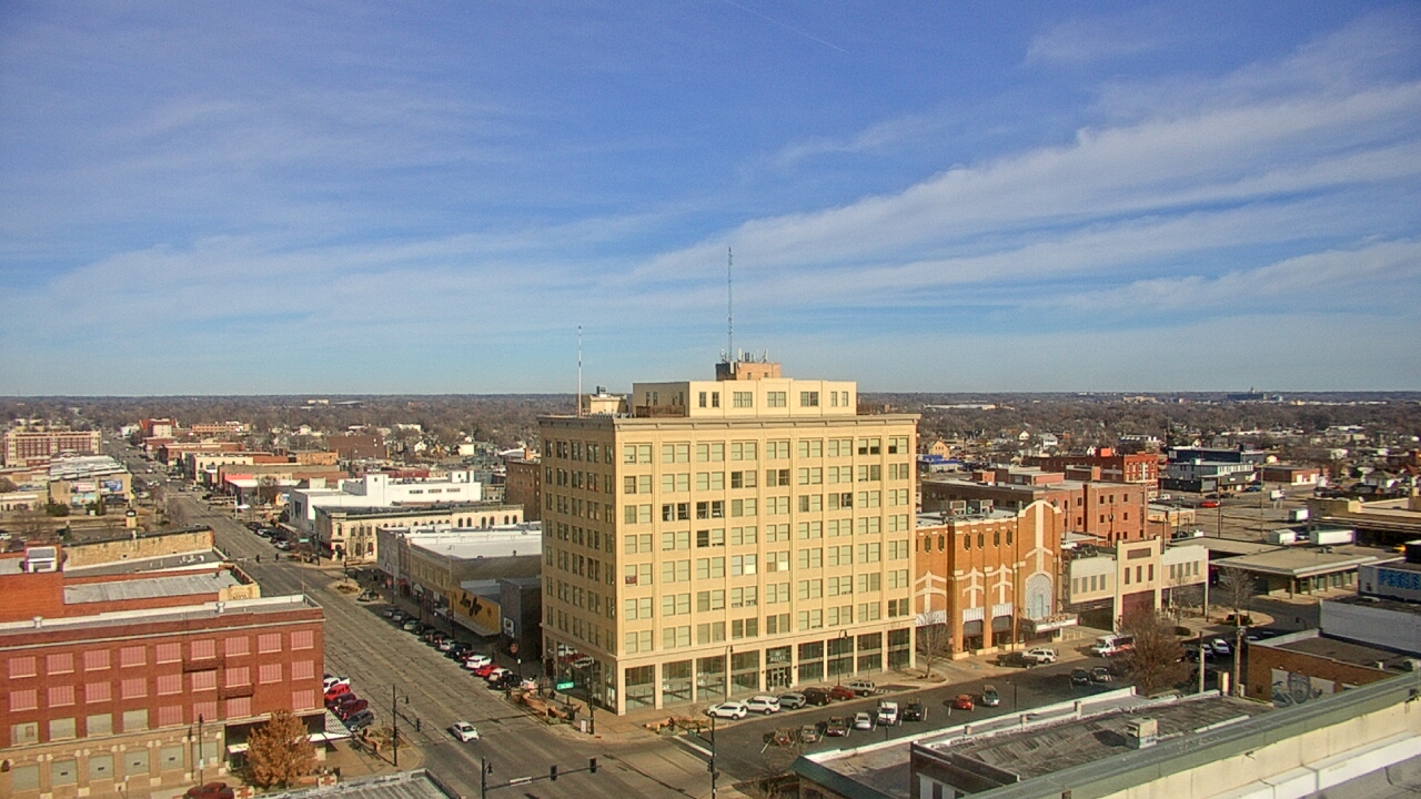 Thumbnail for current weather camera view from First National Bank-Hutchinson in Hutchinson, Kansas
