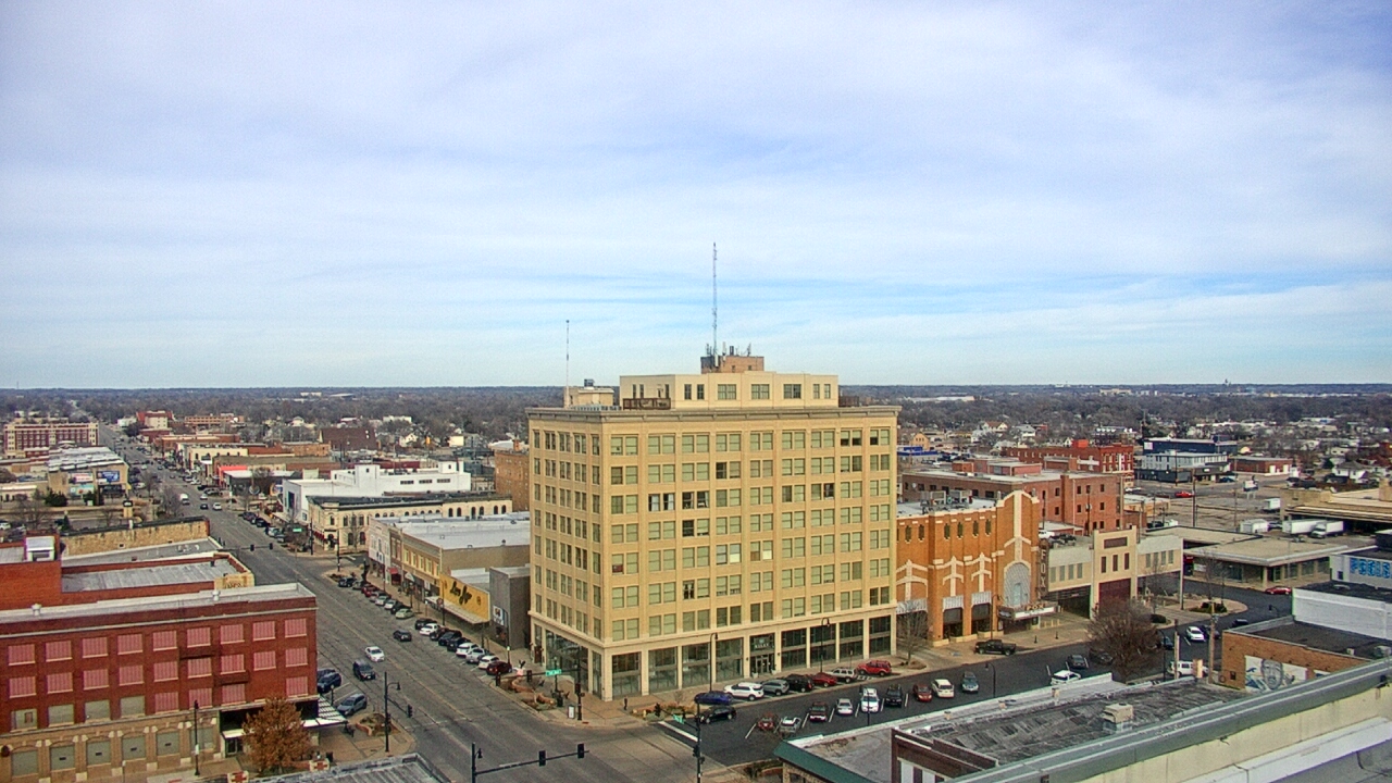 Thumbnail for current weather camera view from First National Bank-Hutchinson in Hutchinson, Kansas